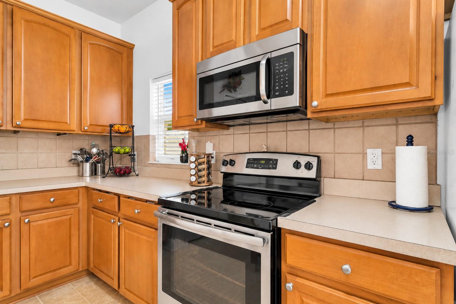 13738 Eden Isle Blvd, Windermere, FL 34786 photo