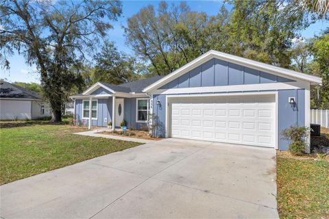 Single Family Residence in FRUITLAND PARK FL 804 DEEP WOOD COURT.jpg