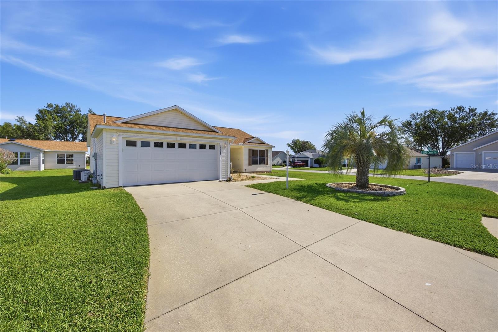 17705 SE 93 Hawthorne Ave, The Villages, FL 32162 photo