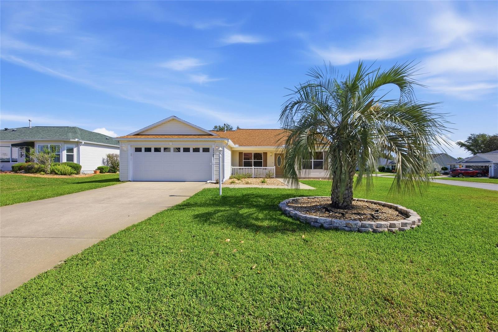 17705 SE 93 Hawthorne Ave, The Villages, FL 32162 photo