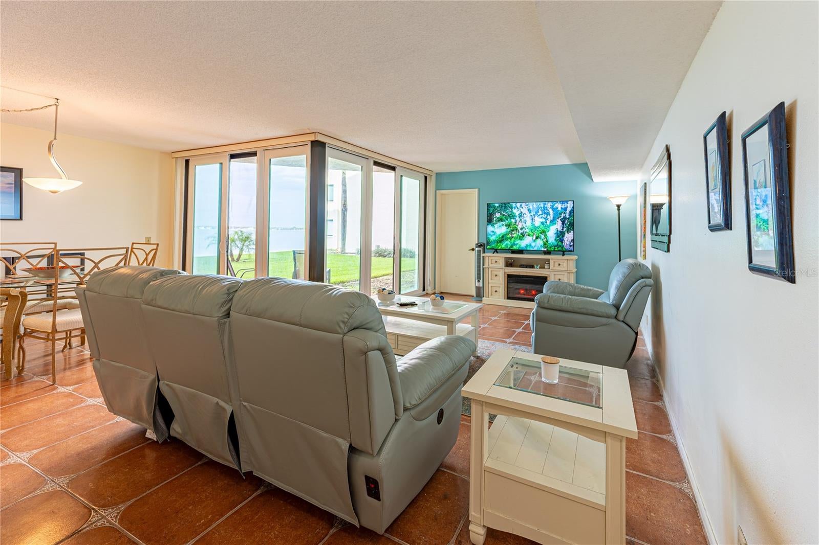 5541 Puerta De Sol Blvd #116, Saint Petersburg, FL 33715 photo