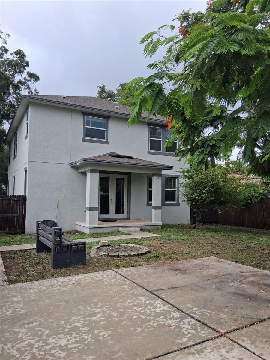 2736 S 3 Ave, Saint Petersburg, FL 33701 photo