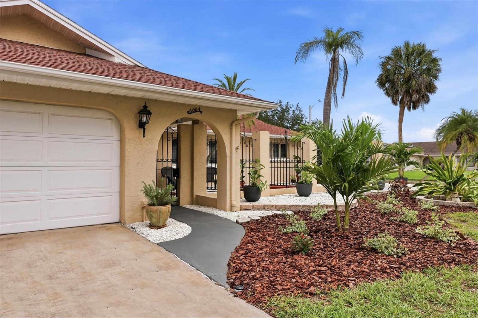 6004 9 Ave, Bradenton, FL 34209 photo
