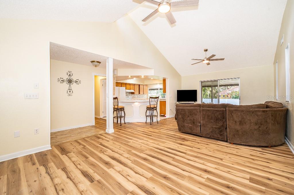 1715 W Lake Mary Blvd, Lake Mary, FL 32746 photo