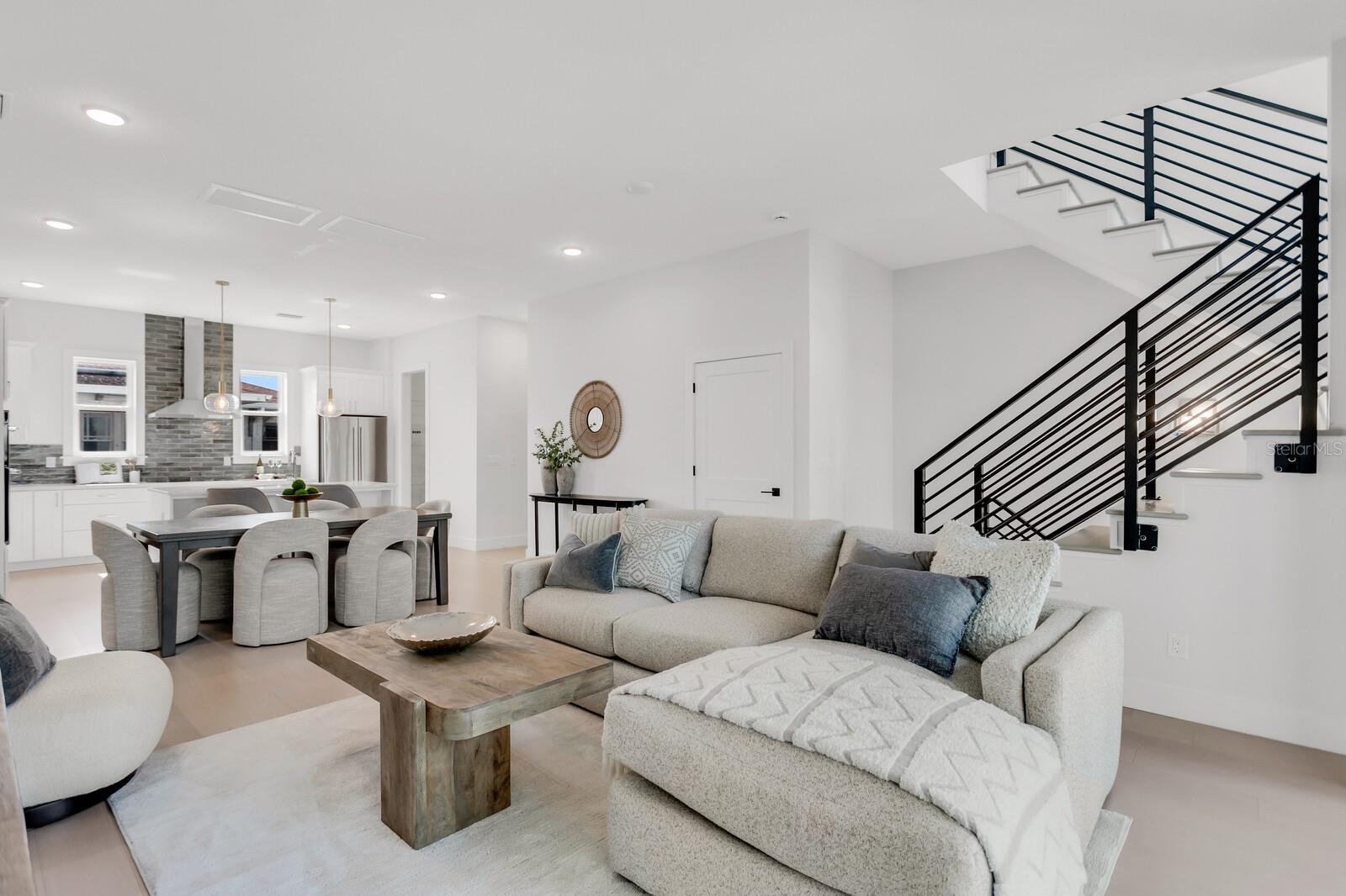 50 64 St, Saint Petersburg, FL 33707 photo