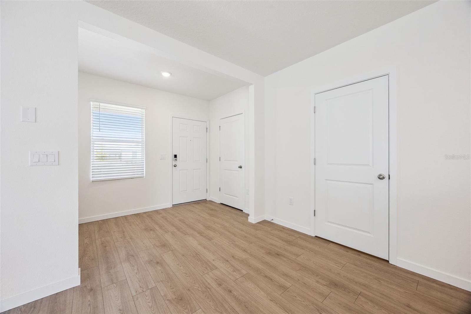 5249 Marshelder St, Apopka, FL 32712 photo