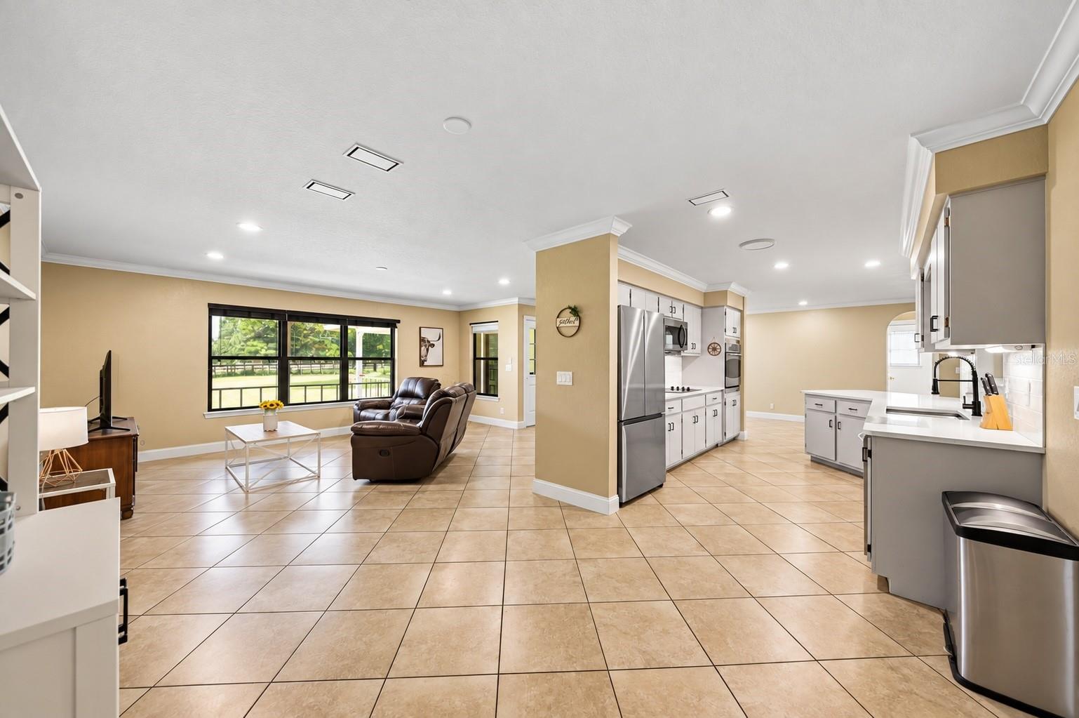2020 SE 73 St, Ocala, FL 34480 photo