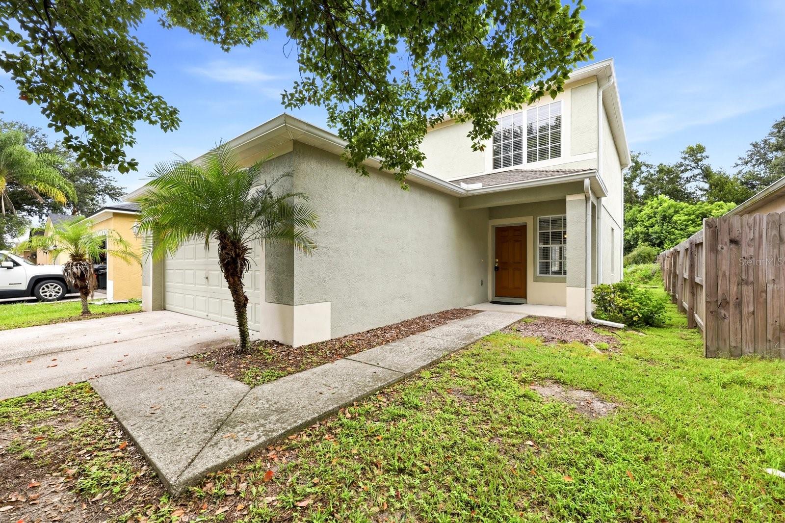 1717 Mosaic Forest Dr, Seffner, FL 33584 photo