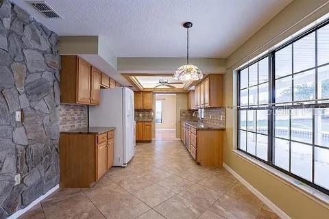 7528 River Country Dr, Weeki Wachee, FL 34607 photo