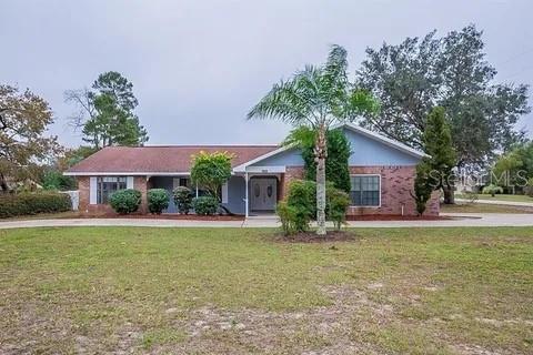 7528 River Country Dr, Weeki Wachee, FL 34607