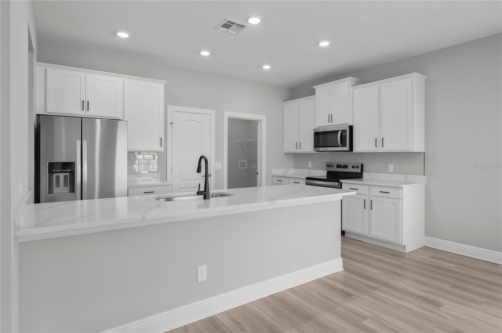 3368 Chinotto Dr, Lake Alfred, FL 33850 photo