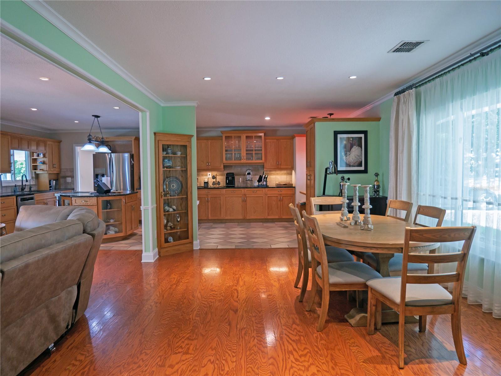 615 Valle Vista Dr, Brandon, FL 33511 photo