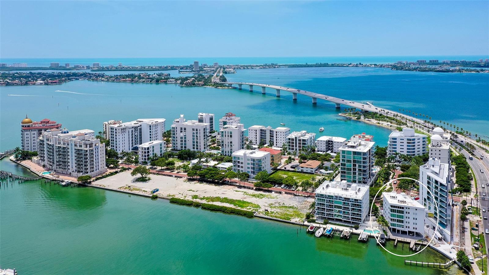 660 Golden Gate Pt, Sarasota, FL 34236
