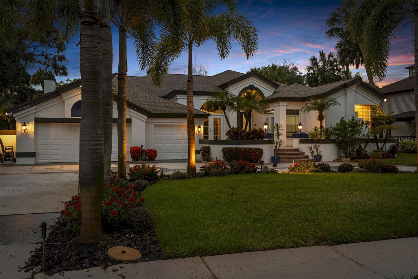 1705 Meyers Cove Dr, Tarpon Springs, FL 34689 photo