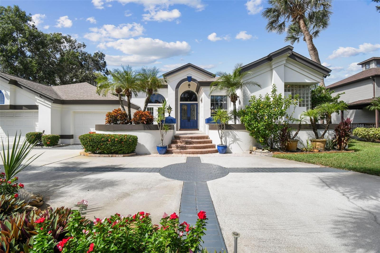 1705 Meyers Cove Dr, Tarpon Springs, FL 34689 photo