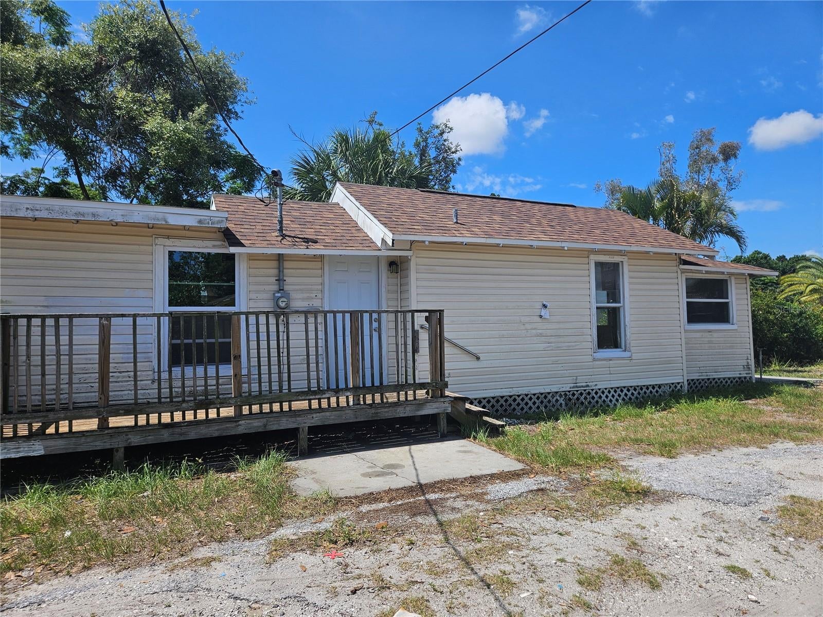 2220 20 St, Saint Petersburg, FL 33712 photo