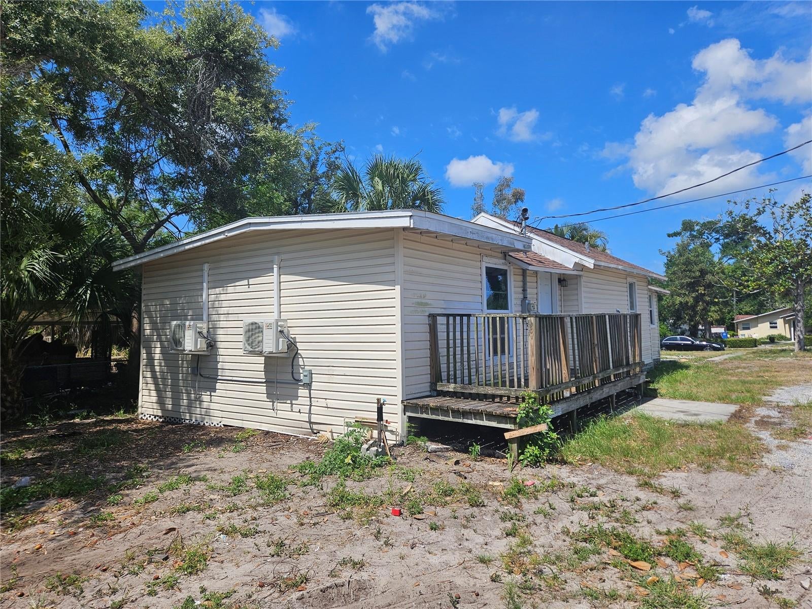 2220 20 St, Saint Petersburg, FL 33712 photo