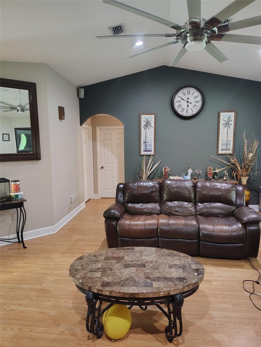 3226 Wheeler Ct, Dover, FL 33527 photo