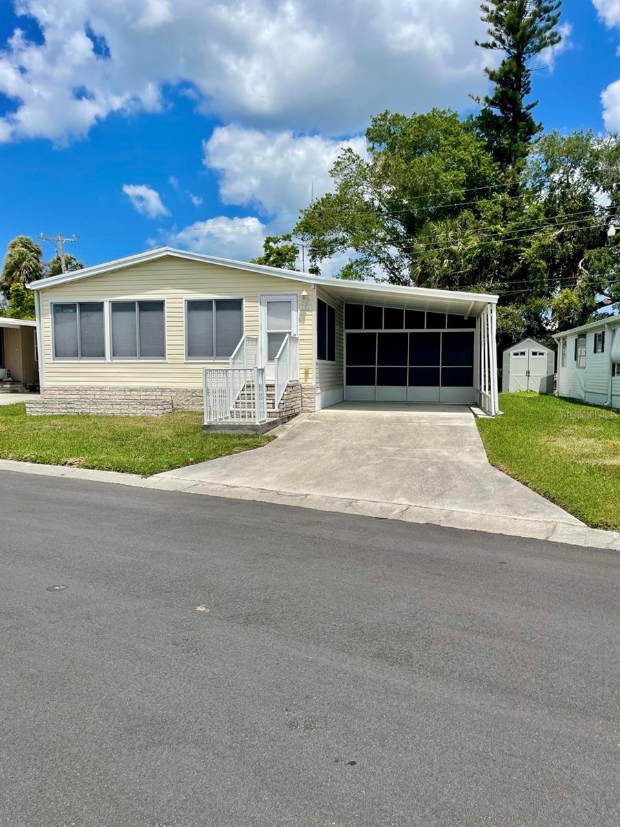 152 Shady Ln, Palmetto, FL 34221
