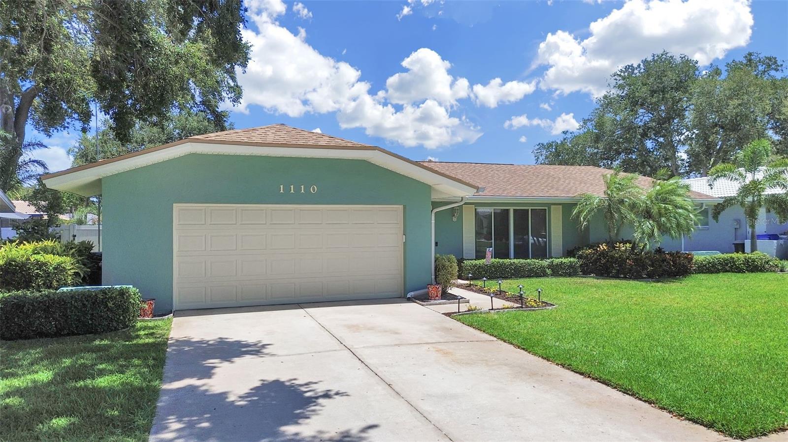 1110 Mclean St, Dunedin, FL 34698