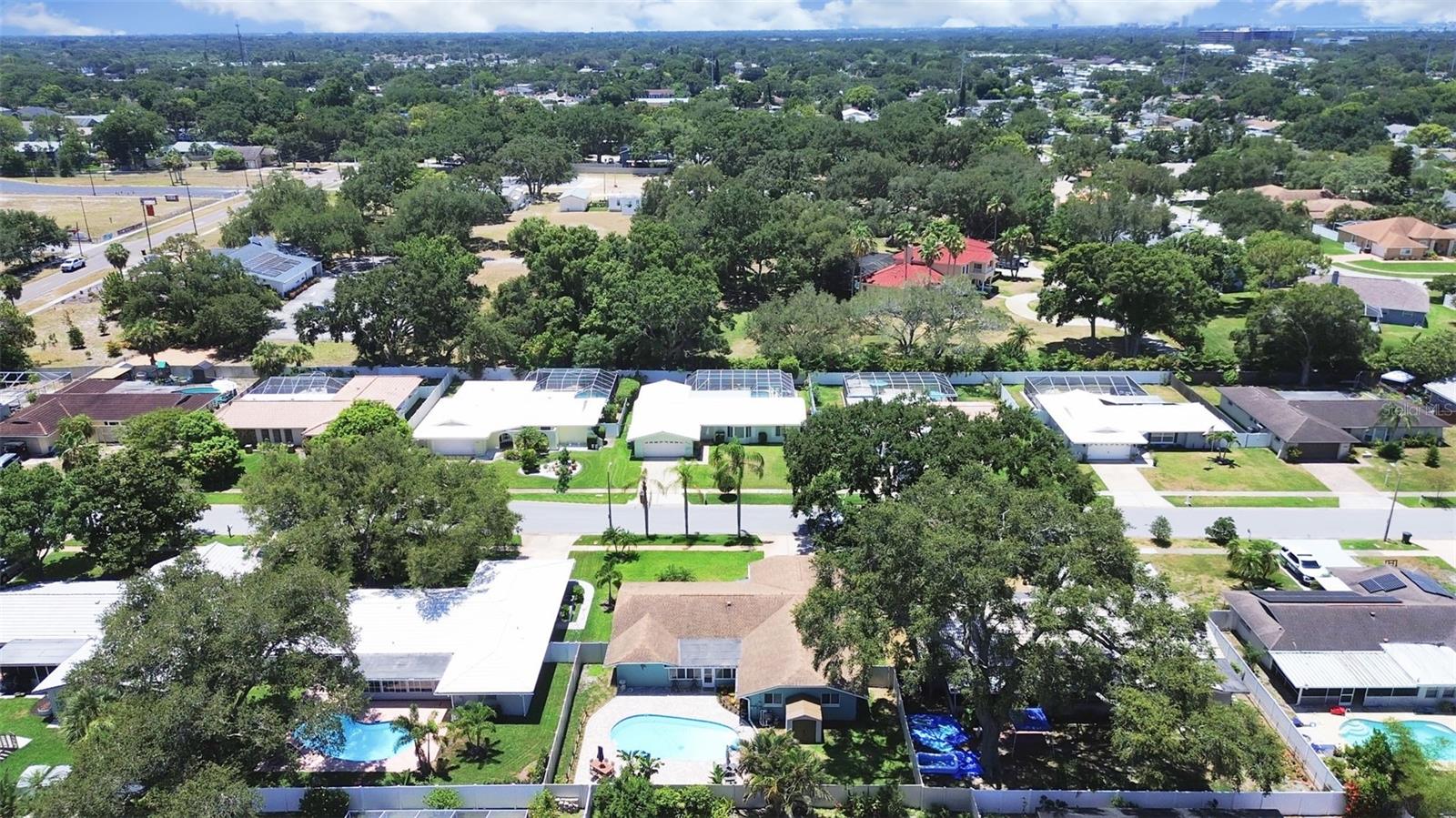 1110 Mclean St, Dunedin, FL 34698 photo