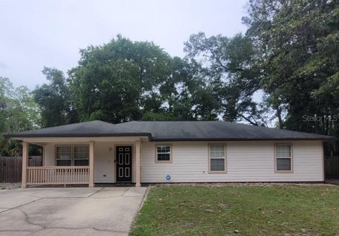 Single Family Residence in GAINESVILLE FL 2314 NE 3RD PLACE.jpg