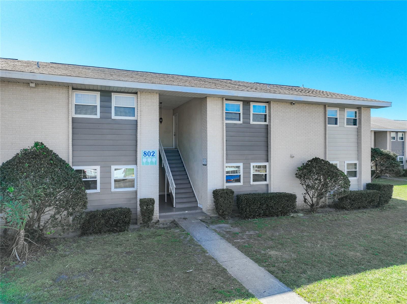 802 Sky Lake Cir, Orlando, FL 32809