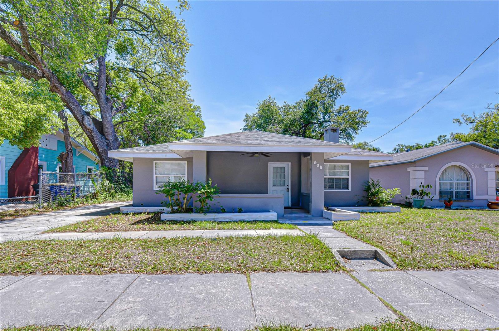 909 Hart St, Clearwater, FL 33755