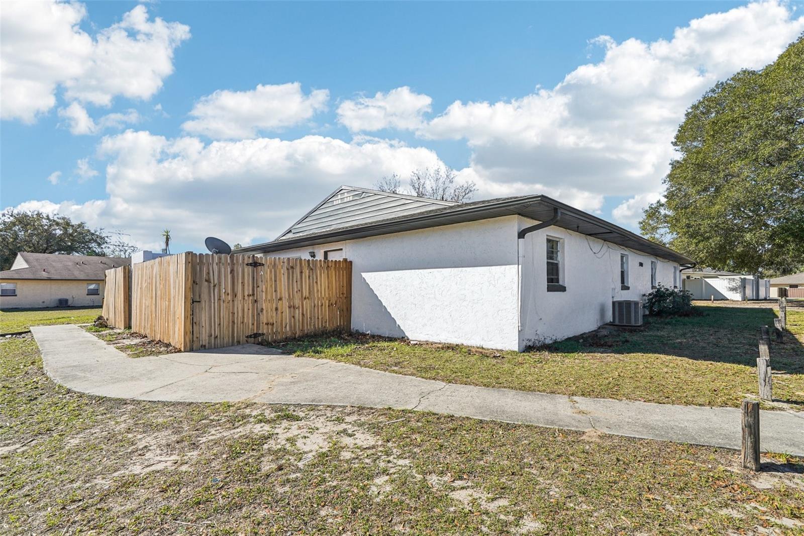 5080 SE 31 St, Ocala, FL 34480 photo