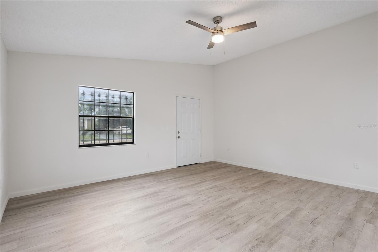 716 Grove Ave, Orlando, FL 32805 photo