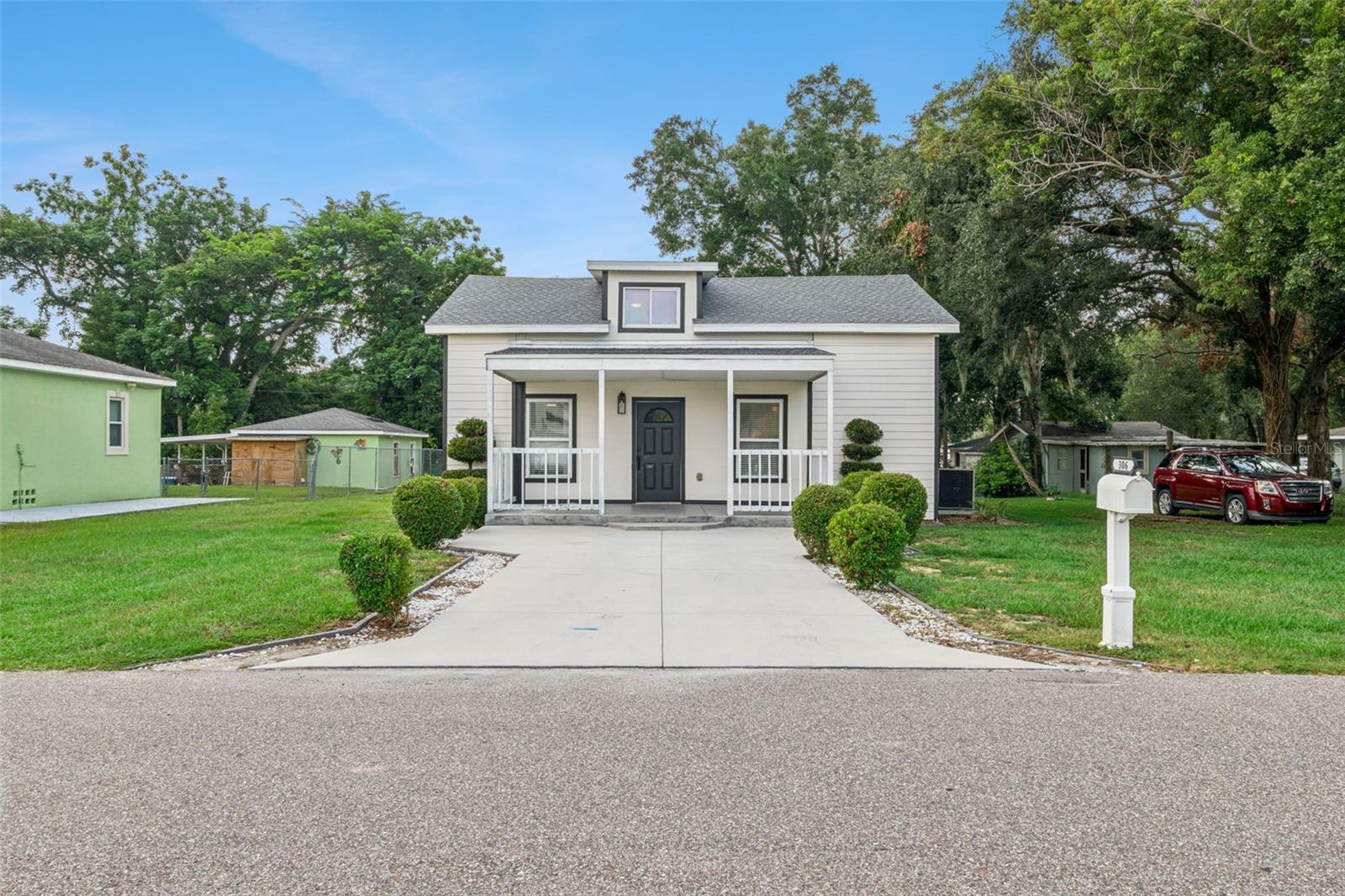 306 S Disston Ave, Minneola, FL 34715 photo
