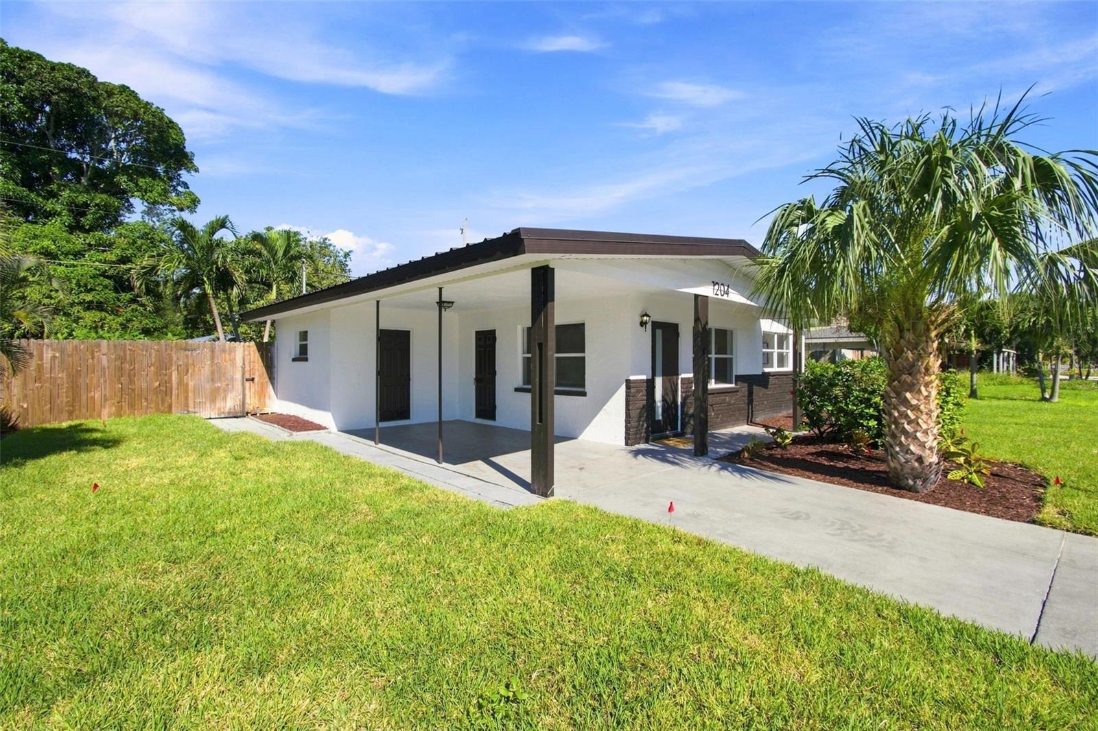 1204 65 St, Bradenton, FL 34209 photo