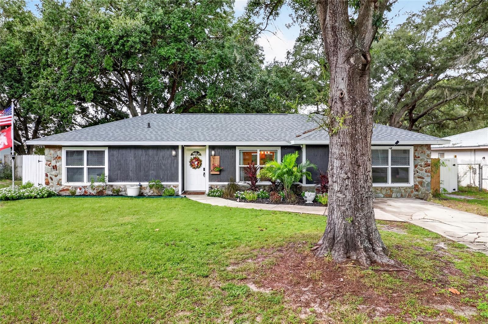 9152 Damascus Ave, Polk City, FL 33868