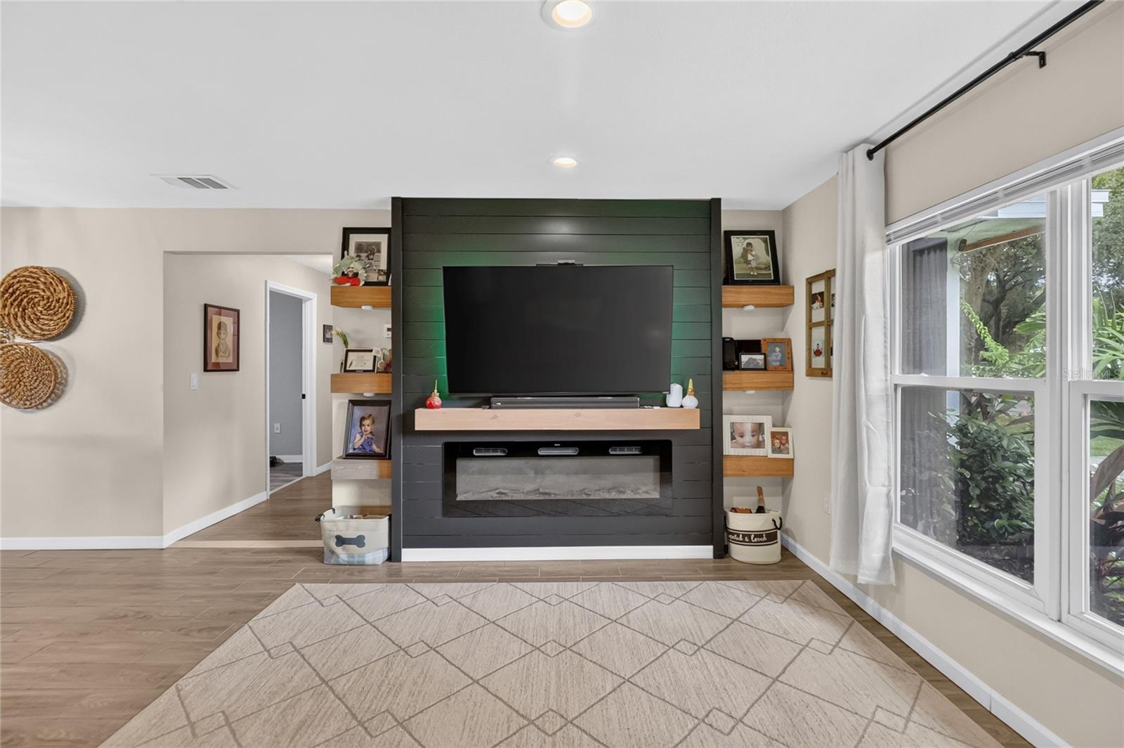 9152 Damascus Ave, Polk City, FL 33868 photo
