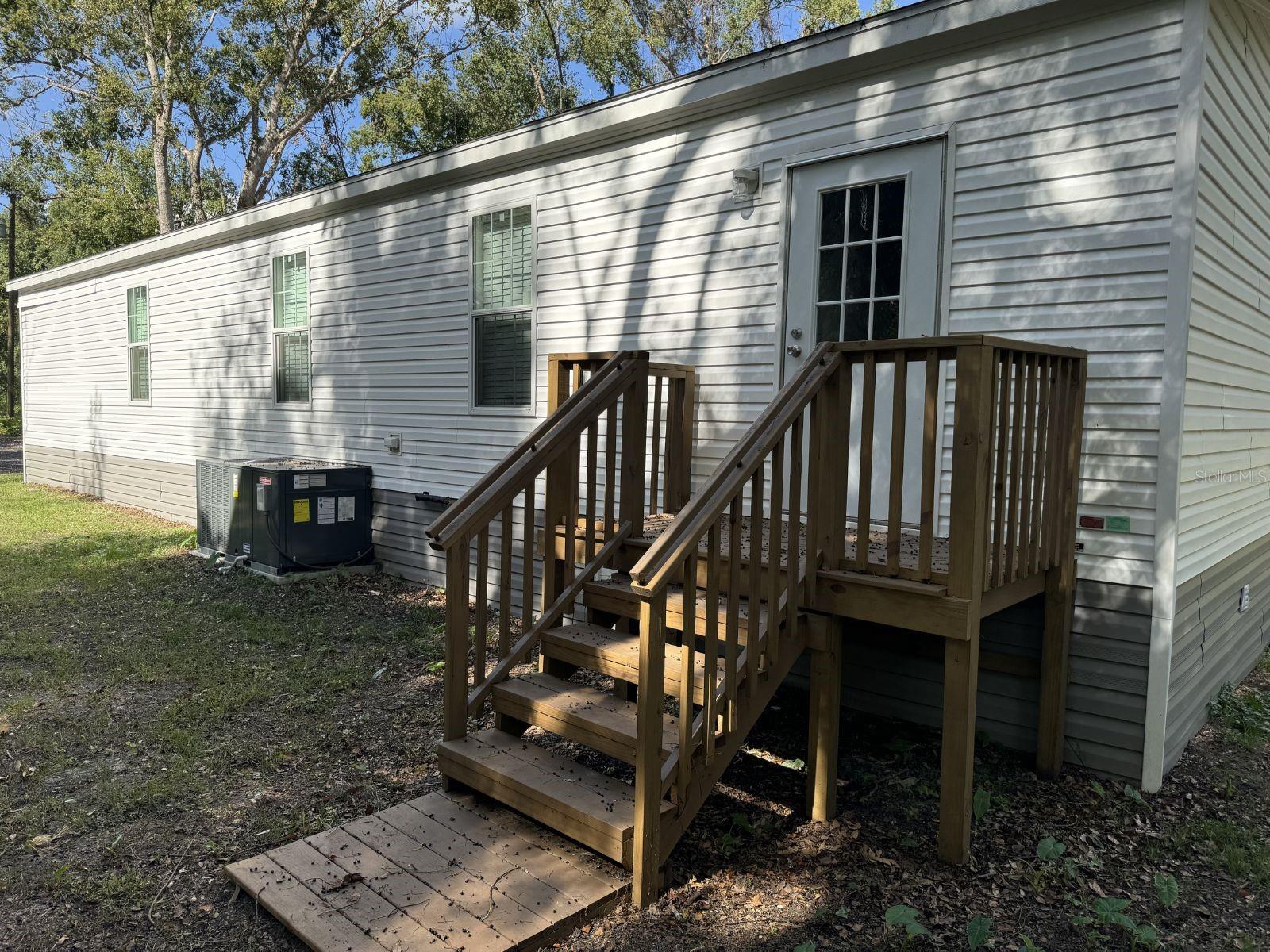 12338 Terra Ceia Ave, New Port Richey, FL 34654 photo
