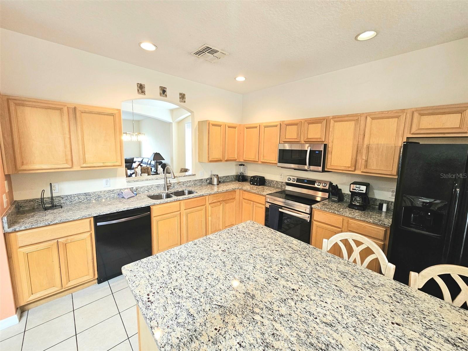 207 Hideaway Beach Ln, Kissimmee, FL 34746 photo