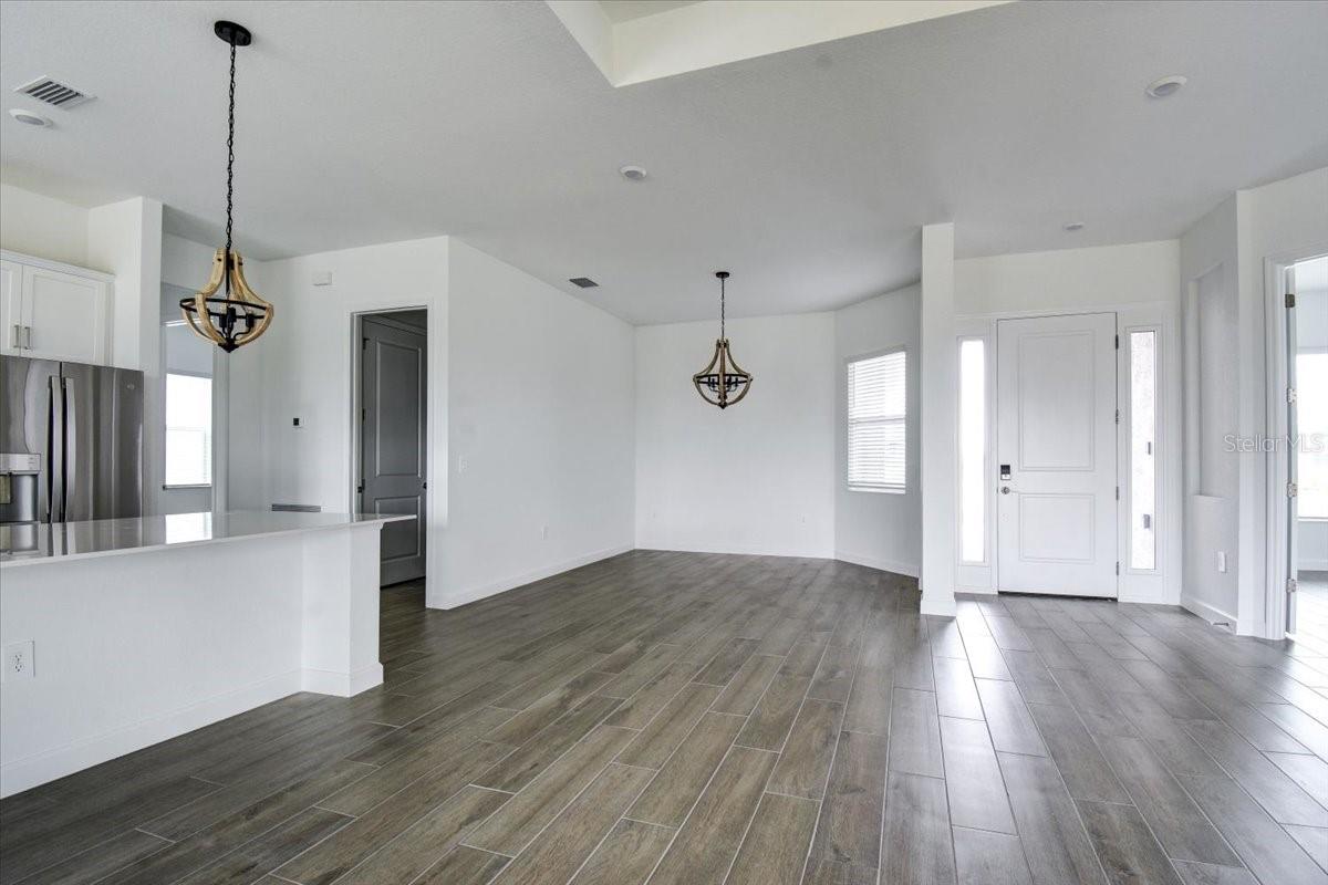 7796 Lake Edge Ln, Port Charlotte, FL 33981 photo