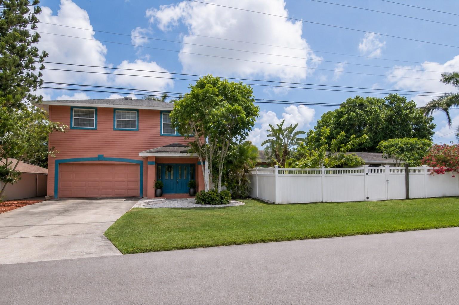 10532 67 Ave, Seminole, FL 33772 photo