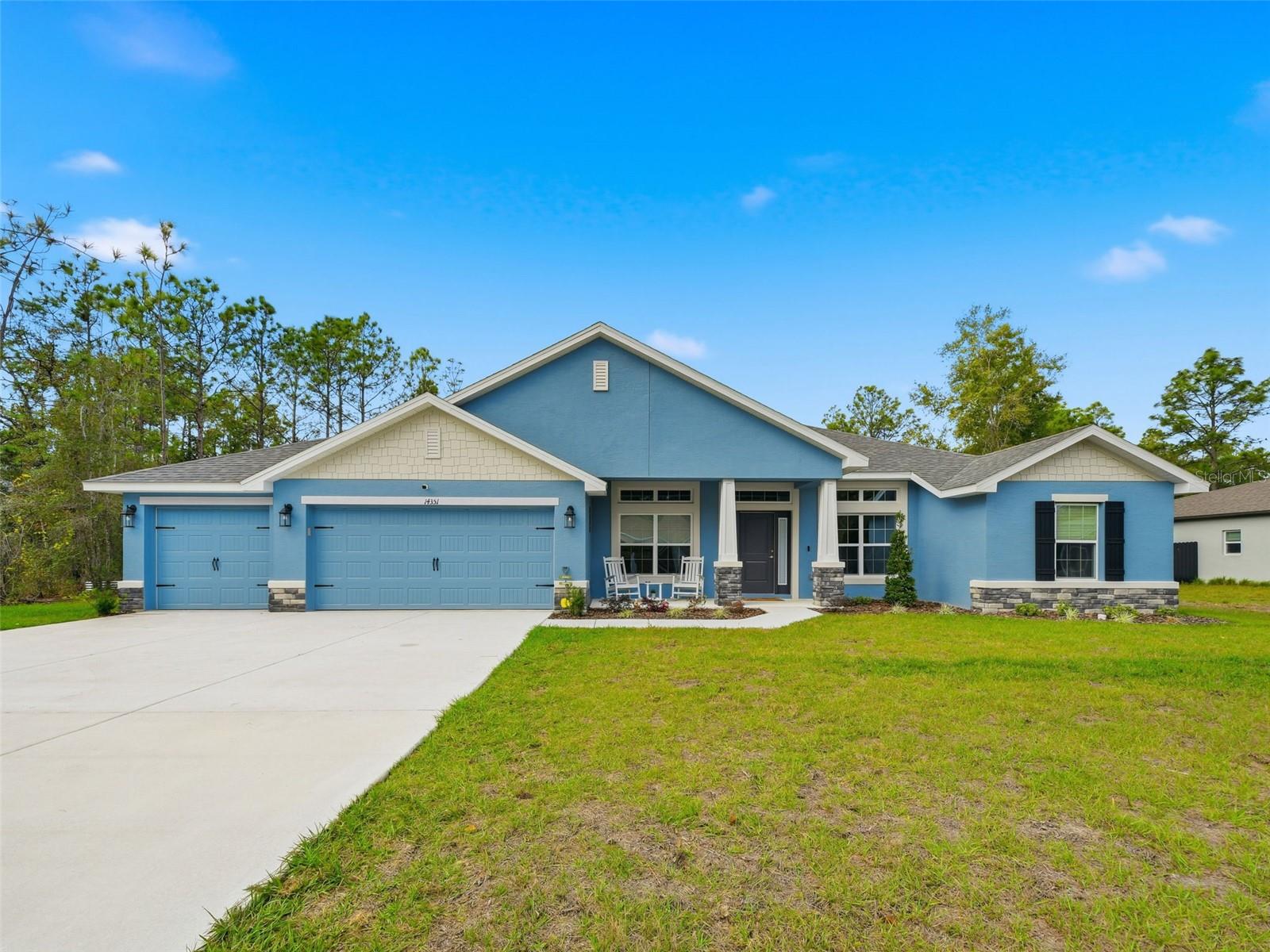 14351 Carolina Chickadee Rd, Weeki Wachee, FL 34614