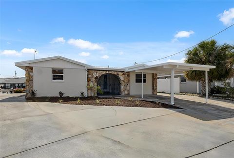 Single Family Residence in HUDSON FL 13810 MALCOLM AVENUE.jpg