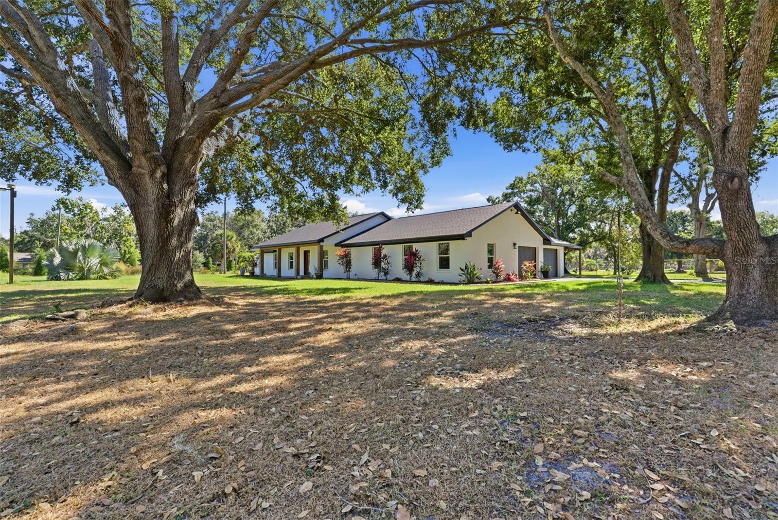 2506 Hawk Griffin Rd, Plant City, FL 33565 photo