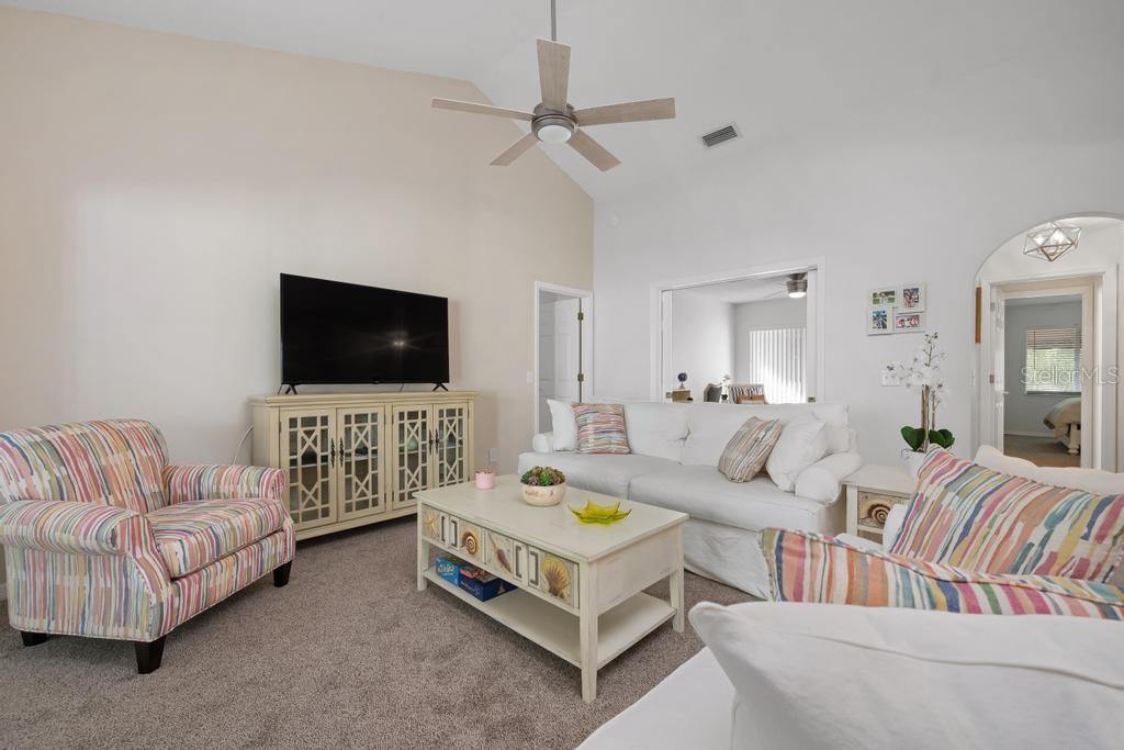 6101 W 34 St #6 D, Bradenton, FL 34210 photo