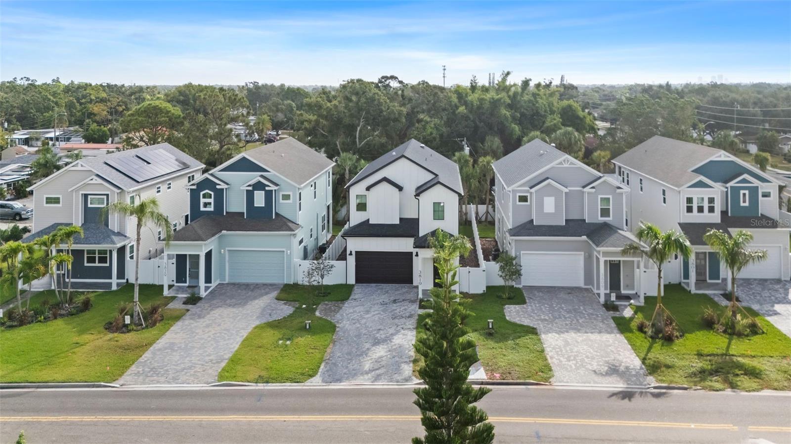 3839 71 St, Saint Petersburg, FL 33709 photo