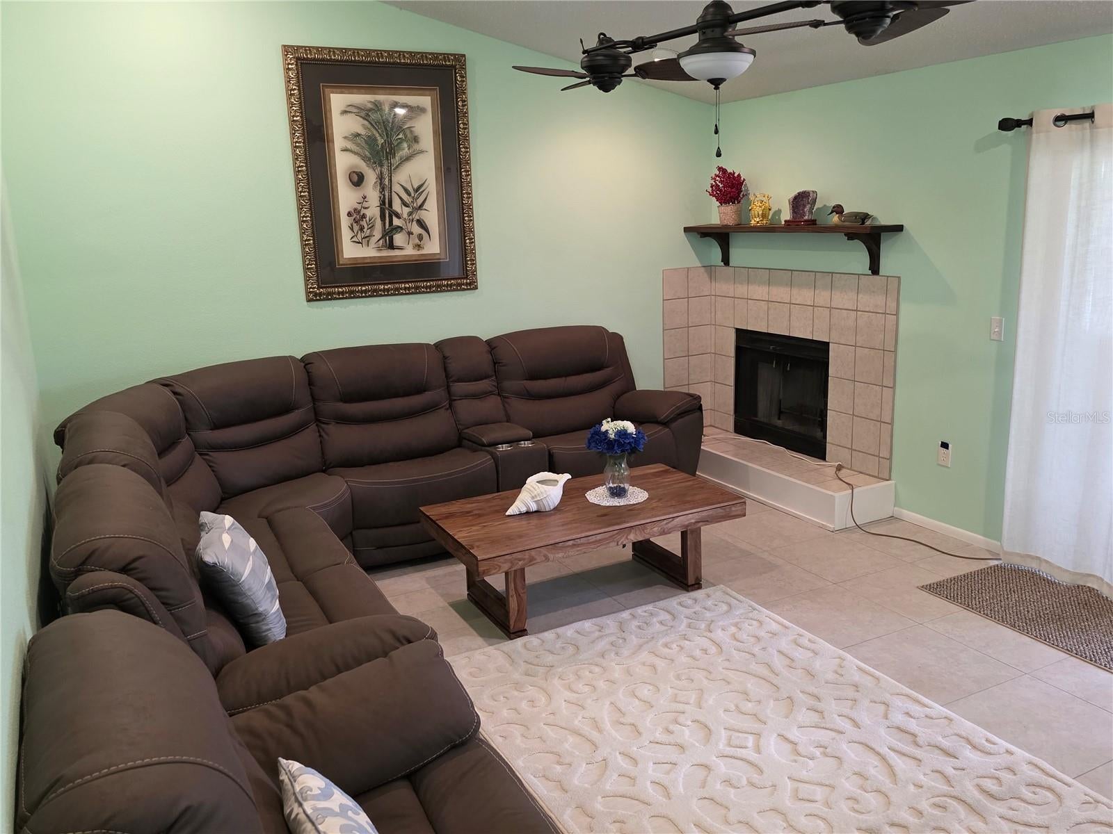 3607 Avenida Madera B, Bradenton, FL 34210 photo
