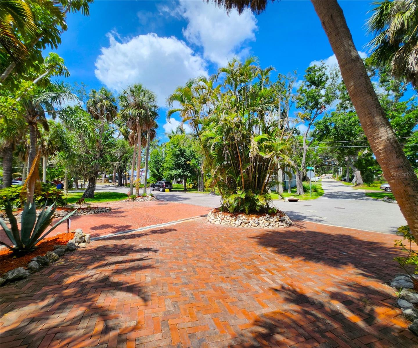 102 17 St, Bradenton, FL 34208 photo