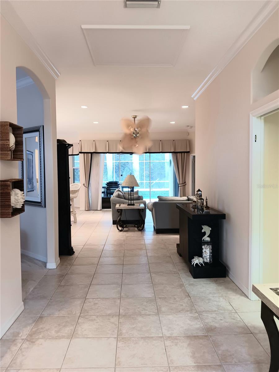 6828 Winslow St, Sarasota, FL 34243 photo