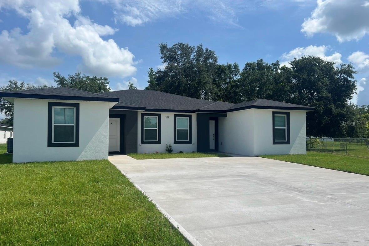 519 Blackbird Ln, Kissimmee, FL 34759