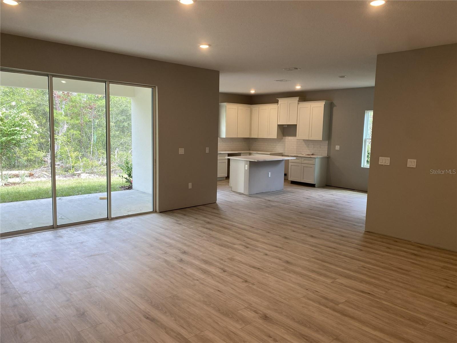 9272 N Athens Dr, Citrus Springs, FL 34433 photo