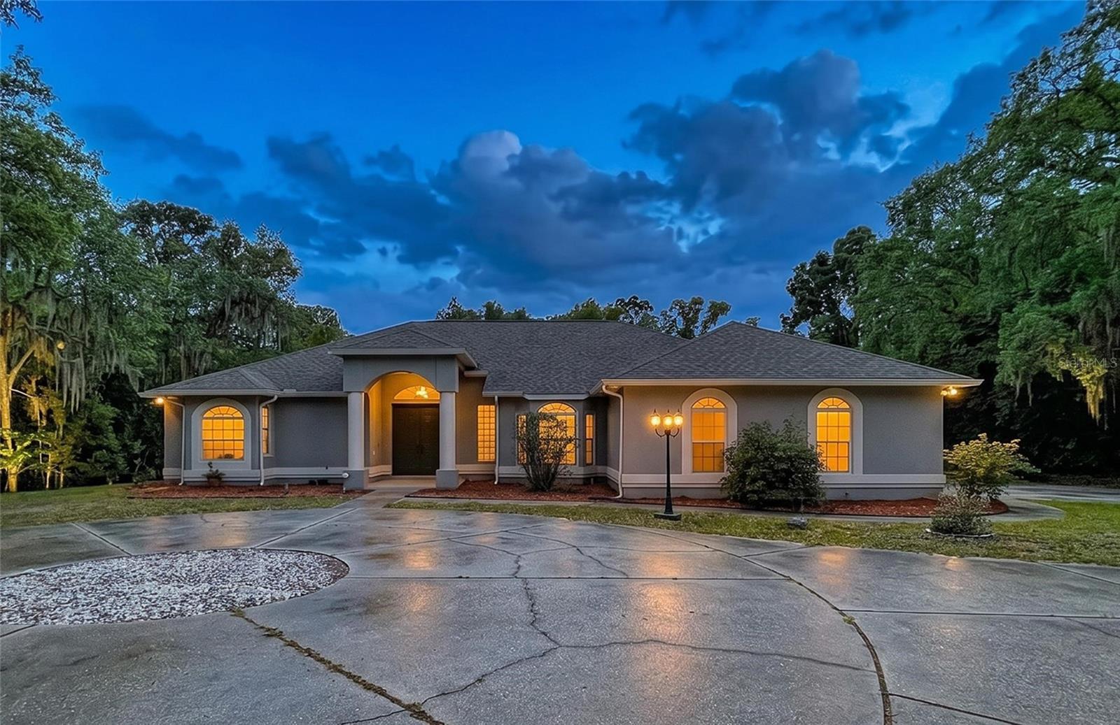 464 Liberty St, Hernando, FL 34442