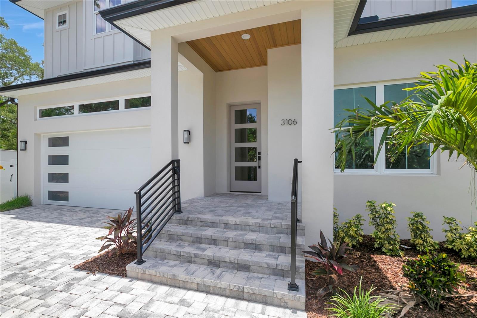 3106 W Coachman Ave, Tampa, FL 33611 photo